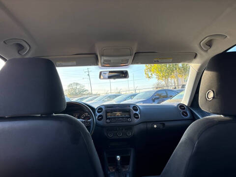 2014 Volkswagen Tiguan S