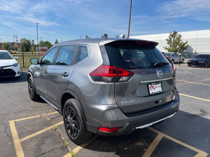2020 Nissan Rogue S