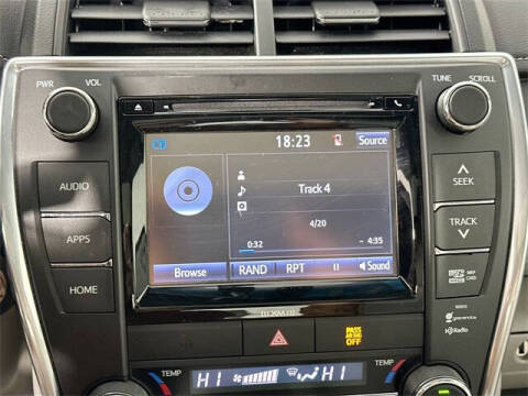 2016 Toyota Camry Hybrid XLE