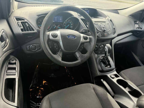 2014 Ford Escape S