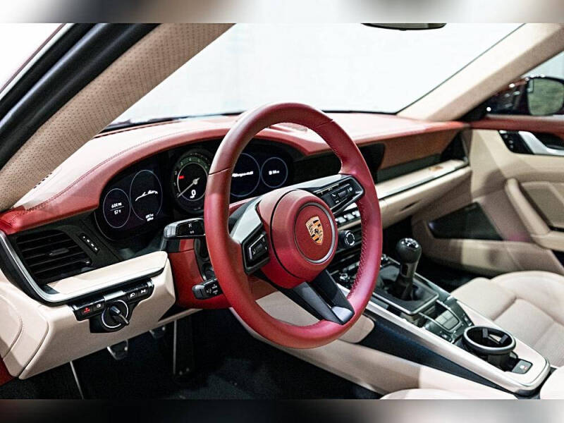 2021 Porsche 911 Targa 4S Heritage Design Edition