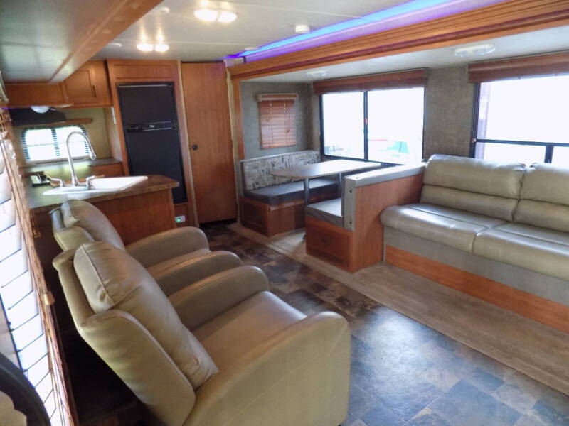2015 Forest River Cherokee
