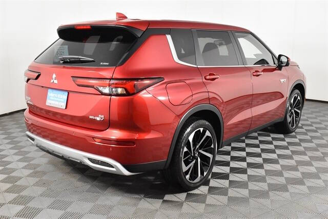 2025 Mitsubishi Outlander PHEV SE