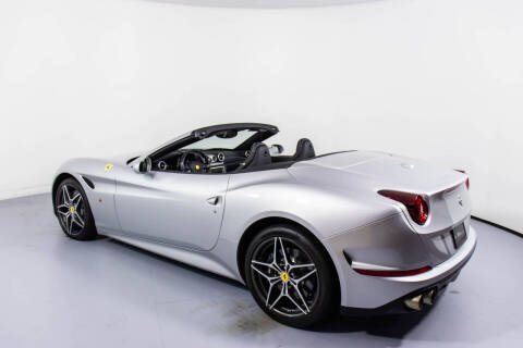 2016 Ferrari California T
