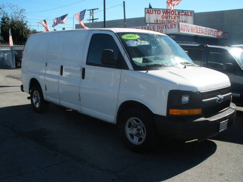 2005 Chevrolet Express Cargo for sale at AUTO WHOLESALE OUTLET in North Hollywood CA