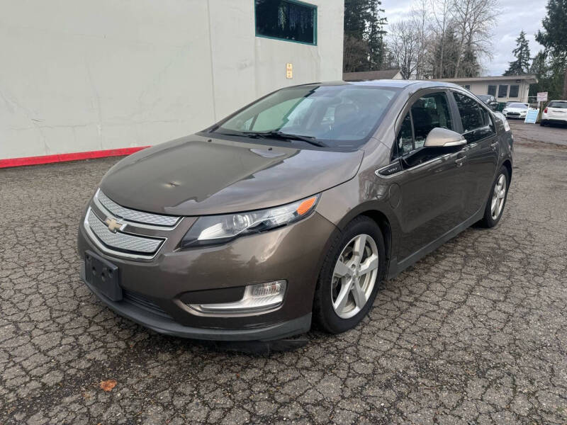 Used 2014 Chevrolet Volt Base with VIN 1G1RE6E45EU153697 for sale in Kirkland, WA