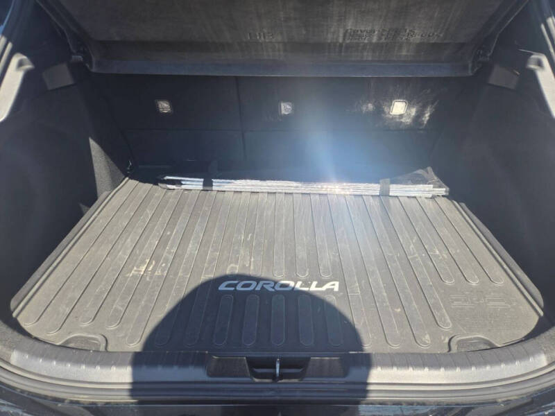 2022 Toyota Corolla Hatchback SE