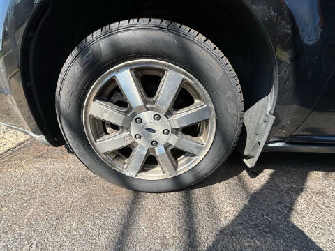 2009 Ford Taurus SEL