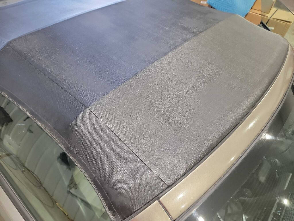 2001 Ford Mustang SVT Cobra 31