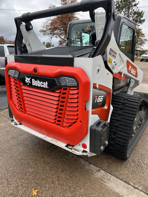 2024 Bobcat T66