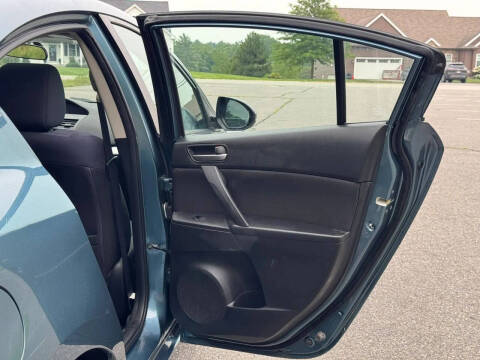 2011 Mazda MAZDA3 i Touring