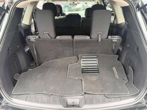 2017 Nissan Pathfinder SV