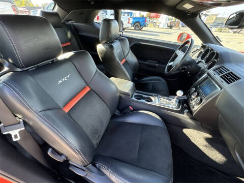 2009 Dodge Challenger SRT8