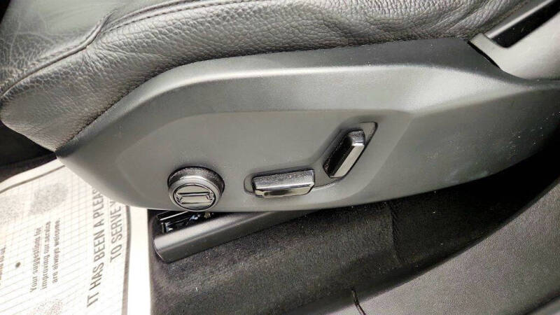 2023 Volvo XC90 B5 Plus Bright Theme