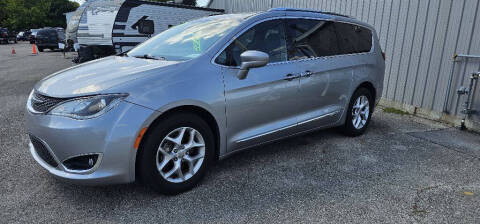 2020 Chrysler Pacifica Touring L