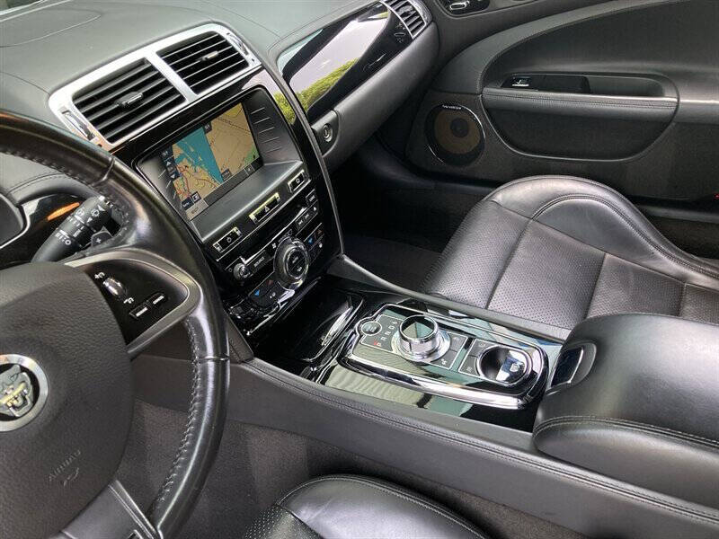 2013 Jaguar XK XKR