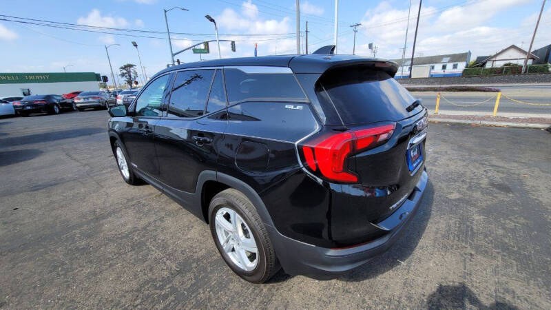 2020 GMC Terrain SLE