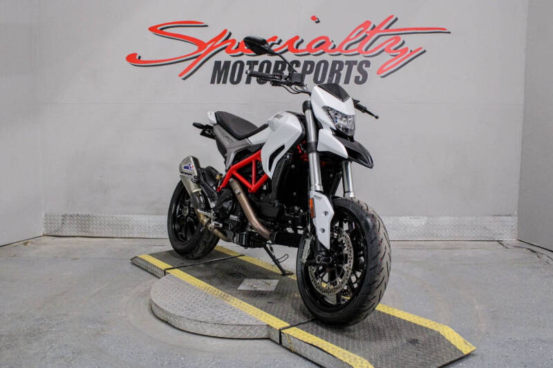 2016 Ducati Hypermotard