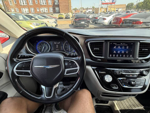 2018 Chrysler Pacifica Touring L