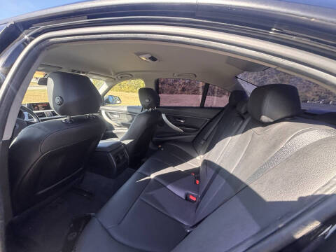 2015 BMW 3 Series 320i