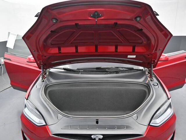 2023 Tesla Model X Standard Range