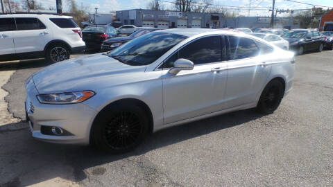 2013 Ford Fusion SE