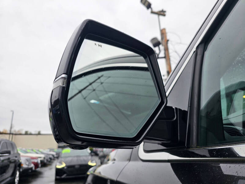 2018 Cadillac Escalade ESV Premium Luxury