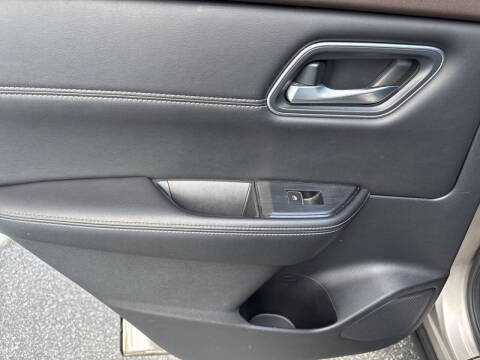 2021 Nissan Rogue Platinum