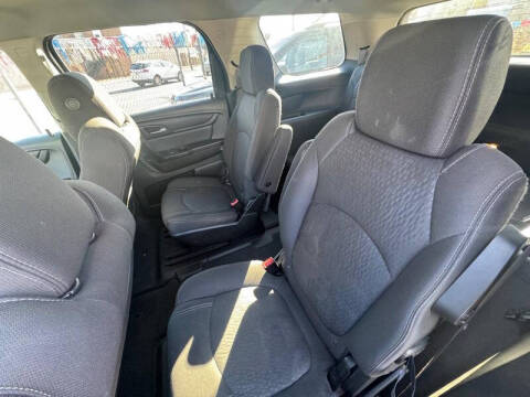 2015 GMC Acadia SLE-2