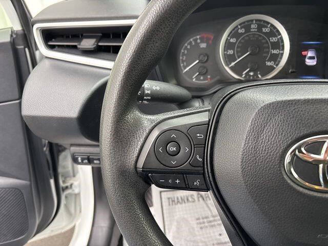 2022 Toyota Corolla LE