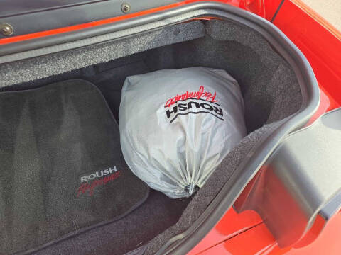 2004 Ford Mustang GT Deluxe