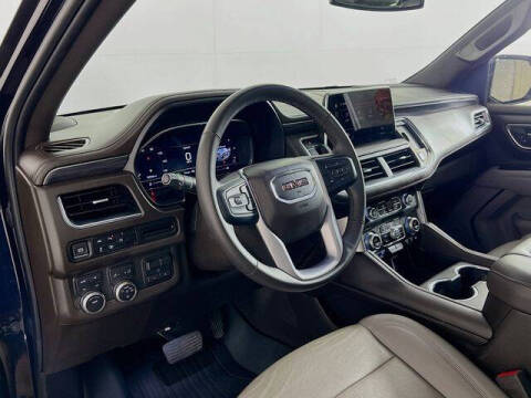2023 GMC Yukon XL SLT