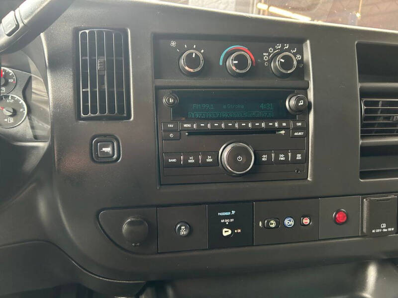 2016 Chevrolet Express 2500