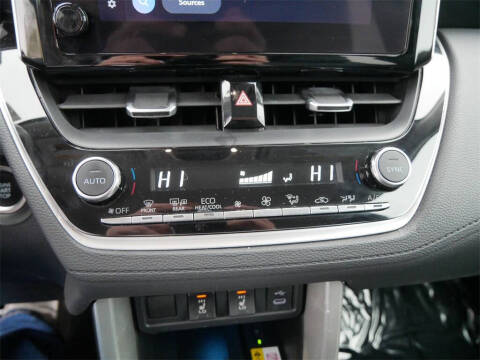 2023 Toyota Corolla Cross XLE