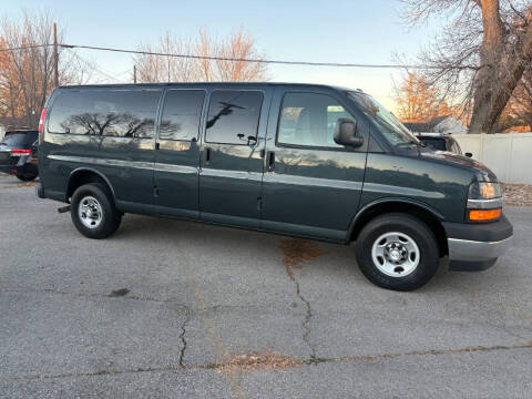 2017 Chevrolet Express LT 3500