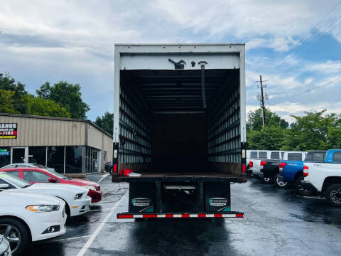 2018 Freightliner M2 106