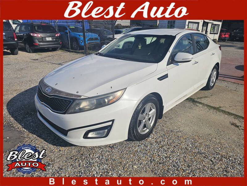 White 2014 Kia Optima LX LX 4dr Sedan 2