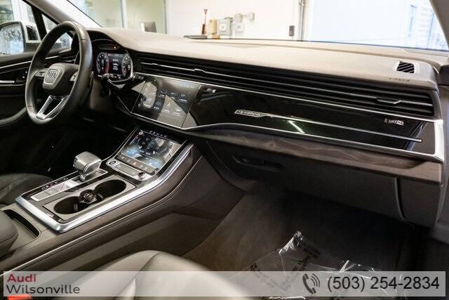 2023 Audi Q7 quattro Premium Plus 55 TFSI