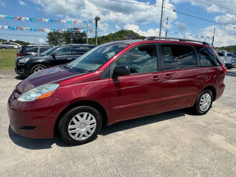 2007 Toyota Sienna LE photo 3