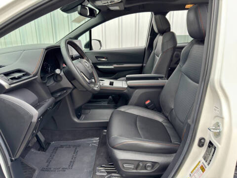2024 Toyota Sienna XSE 7-Passenger