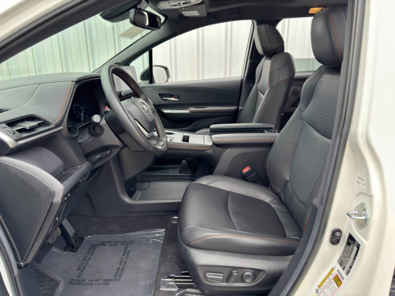 2024 Toyota Sienna XSE 7-Passenger