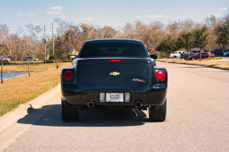 2004 Chevrolet SSR LS