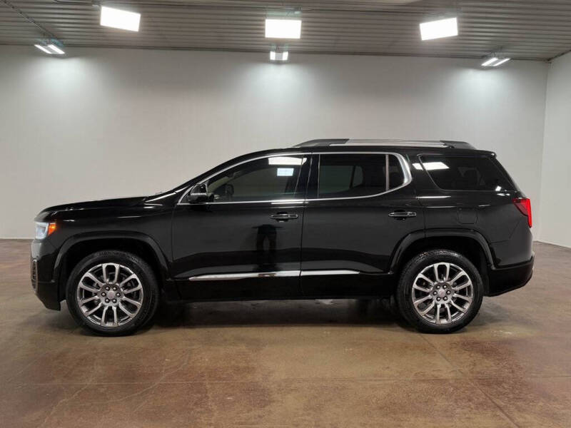 2022 GMC Acadia Denali