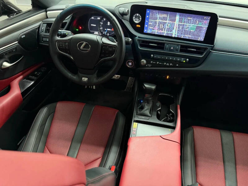 2023 Lexus ES 350 F SPORT Handling