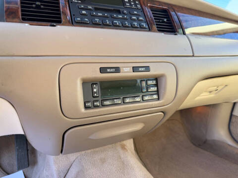 2000 Lincoln Town Car Executive
