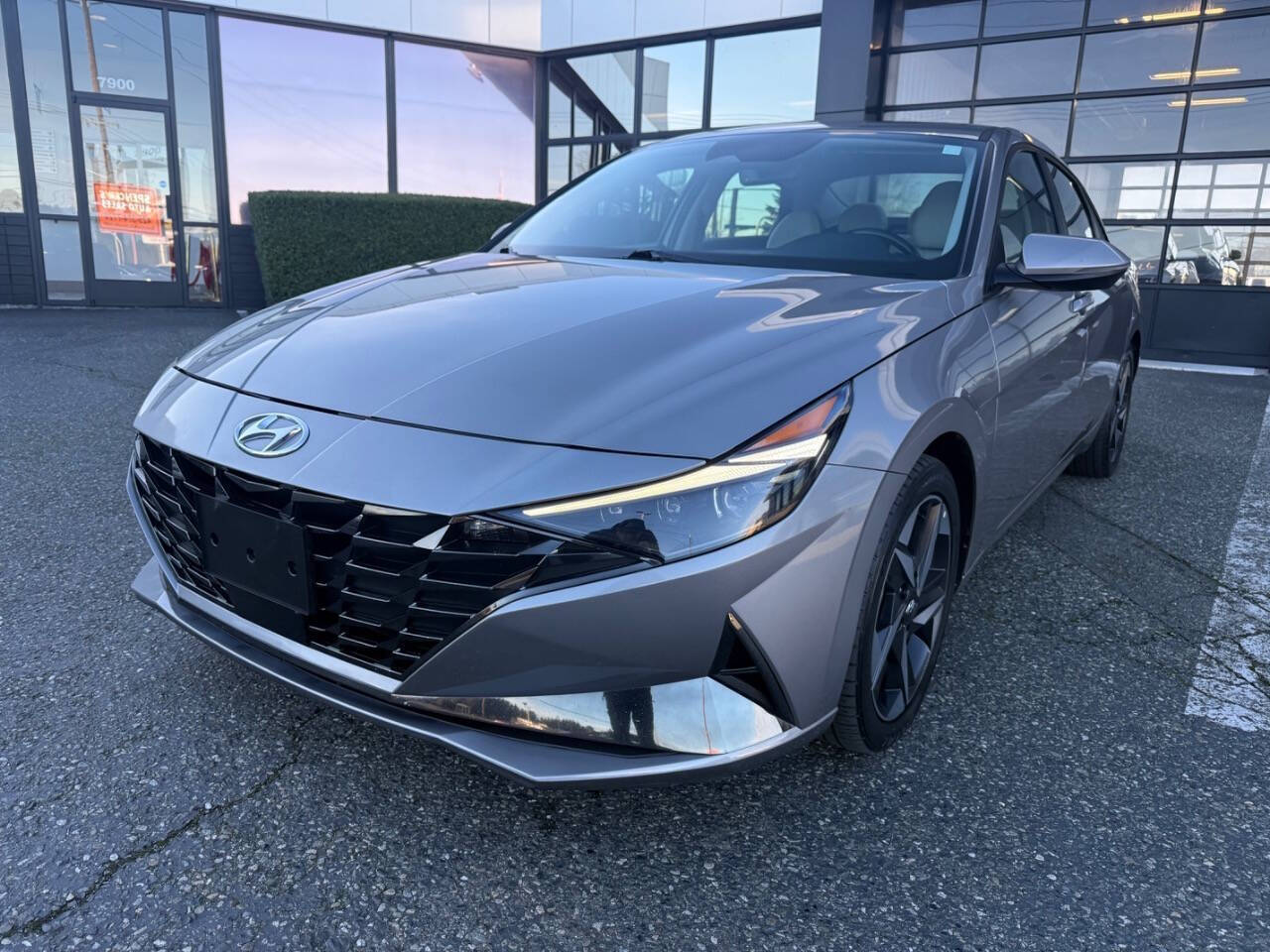 2023 Hyundai Elantra Hybrid Limited FWD