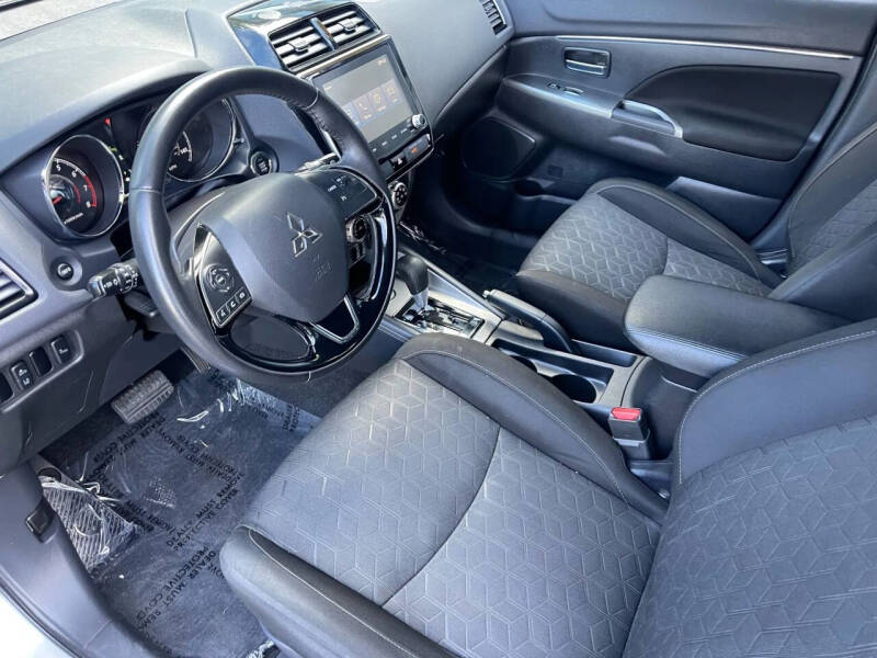 2020 Mitsubishi Outlander Sport SE