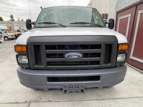 2010 Ford E-Series E-250
