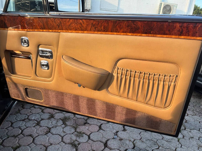 1987 Rolls-Royce Corniche