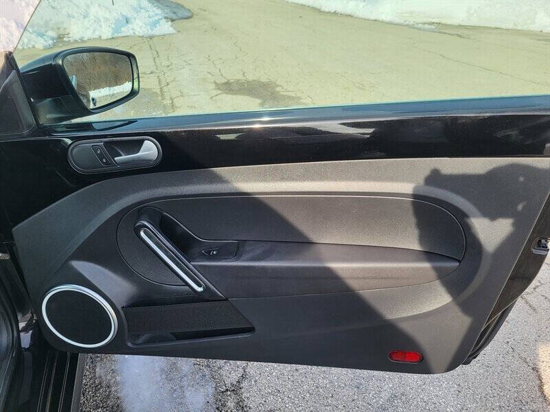 2016 Volkswagen Beetle Convertible 1.8T SE PZEV